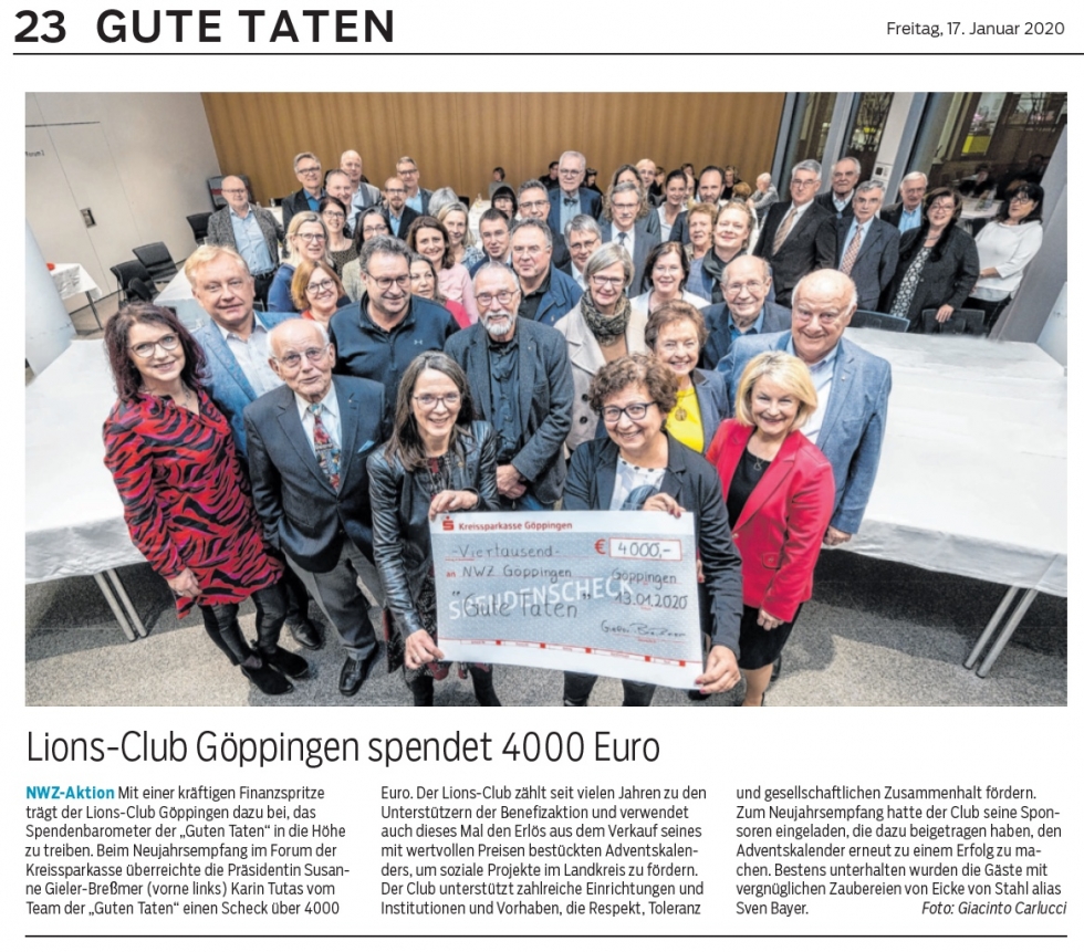 Neujahrsempfang: Präsidentin Susanne Gieler-Breßmer (vorne links) überreicht Karin Tutas vom Team der „Guten Taten“ einen Scheck über 4000 Euro.